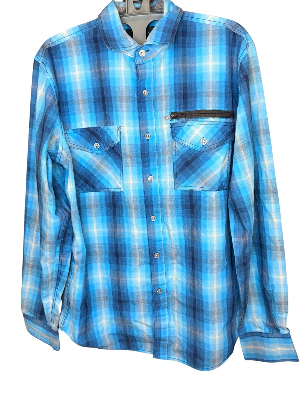 Size Medium Men's Blue Plaid Long-Sleeve Shirt - Classic Casual
